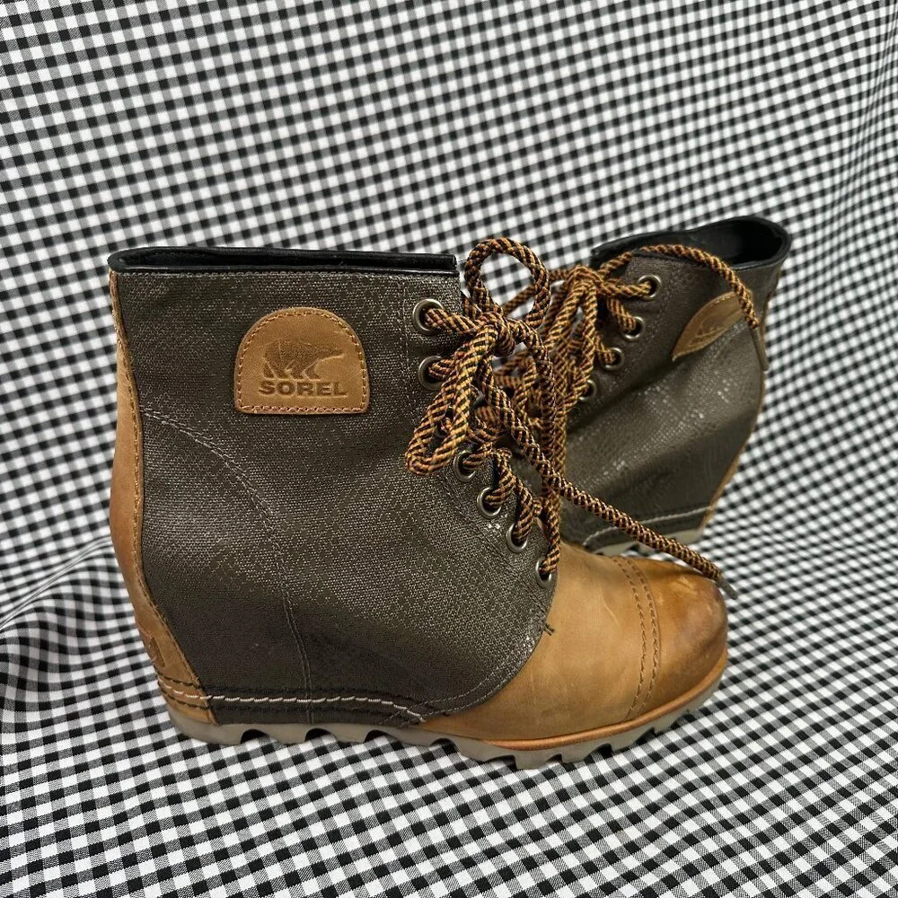 Sorel 1964 Canvas Leather Waterproof Snow Wedge Bootie Size 9 Apres Ski Winter